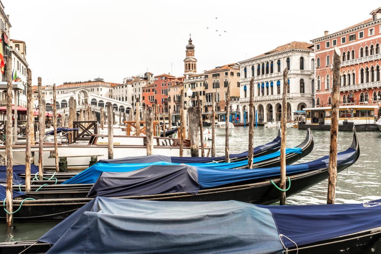 Charming Apartment On The Grand Canal R&R Венеция Екстериор снимка